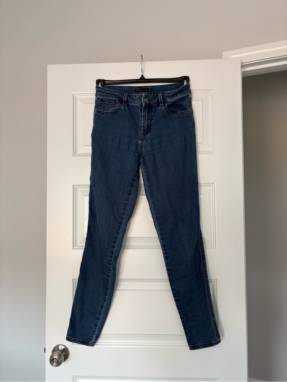 Prana Dark Blue Women’s Skinny Jeans Size 4/27
